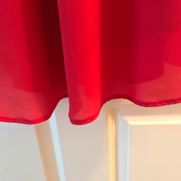 Finn and Clover Red Sundress w/Straps that Tie in back Lined Chiffon Like Fabric - Picture 6 of 8